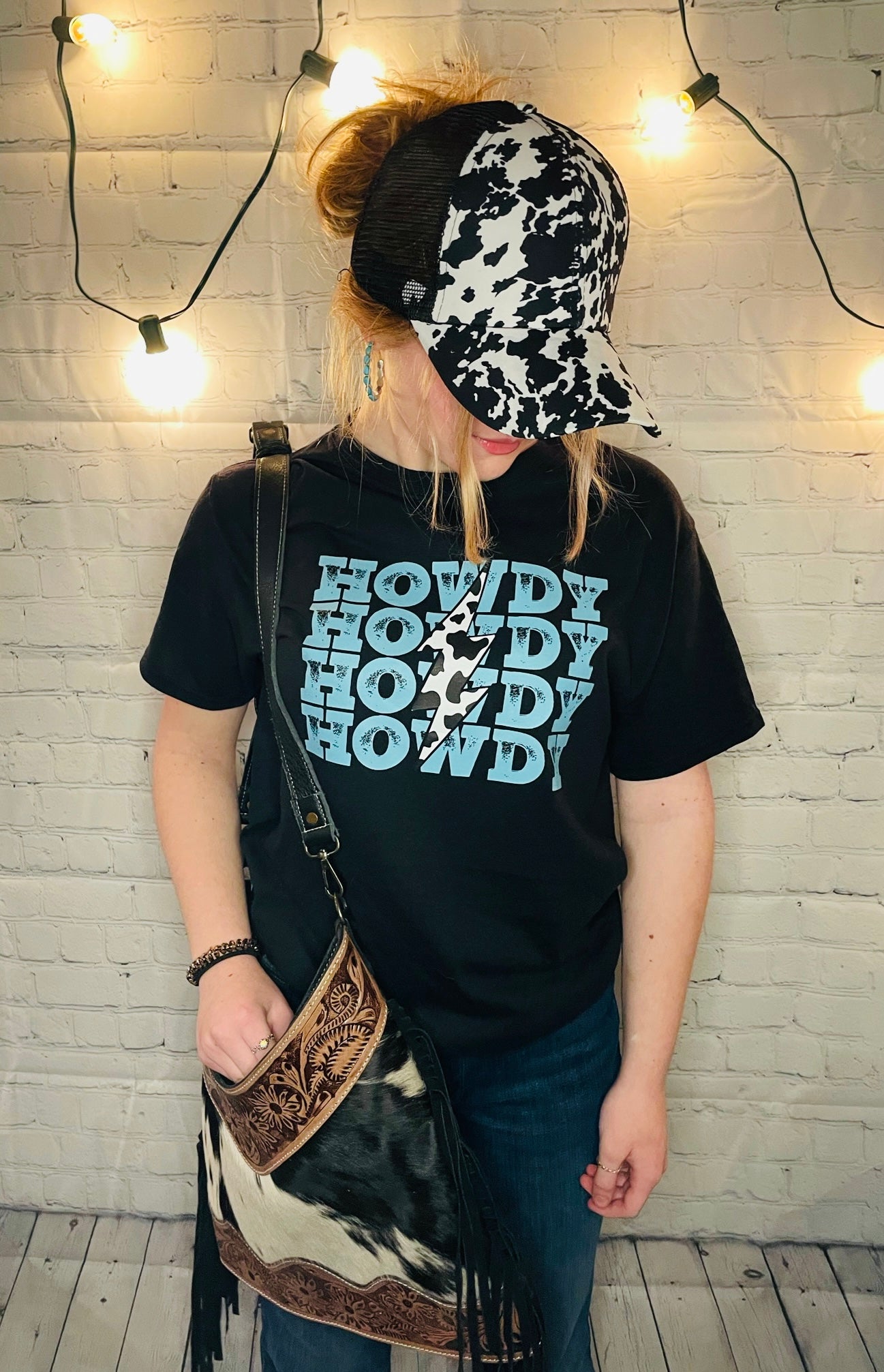 Howdy x3 Tee