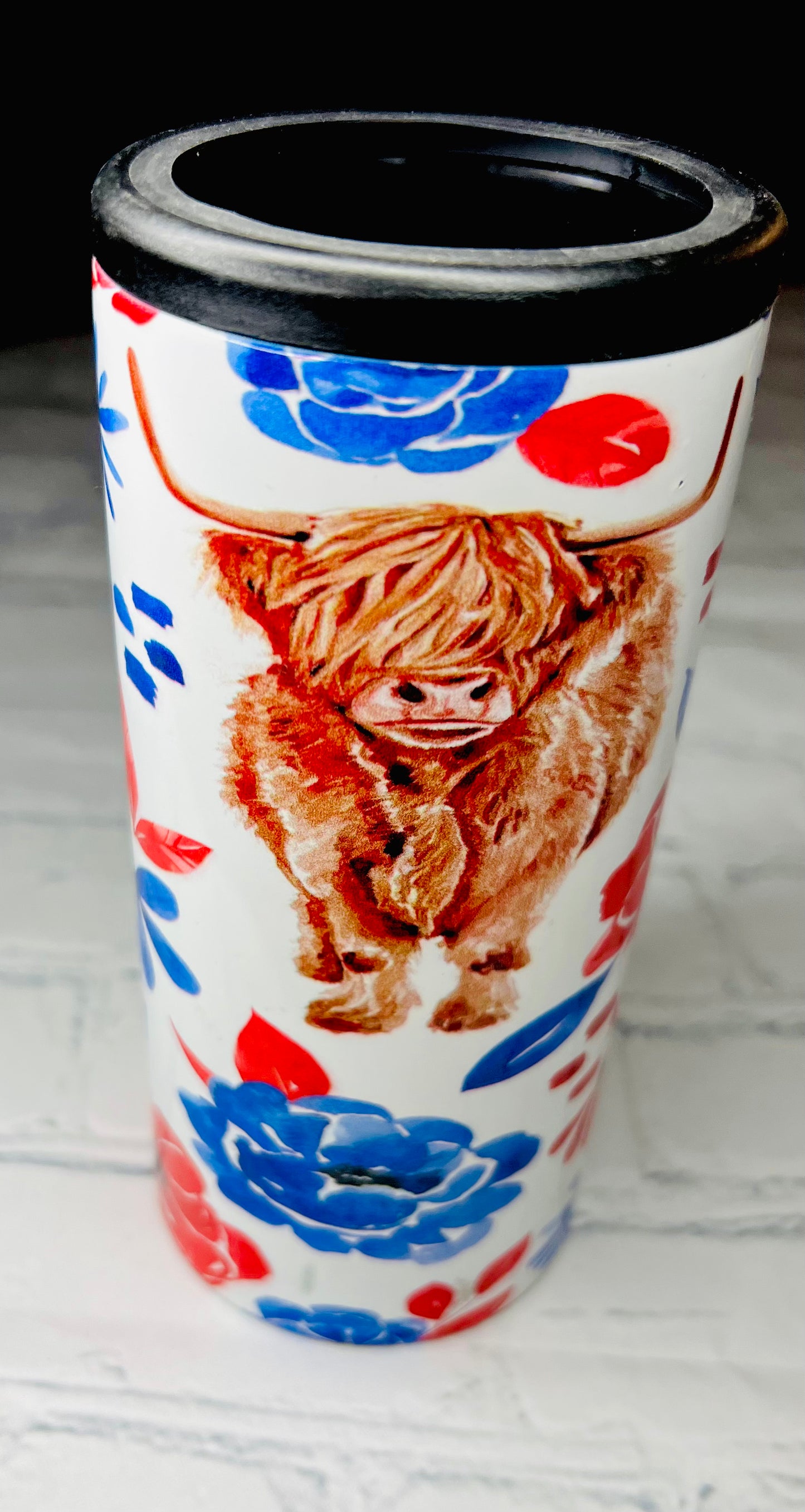 Highland Cow Slim Can Insulator