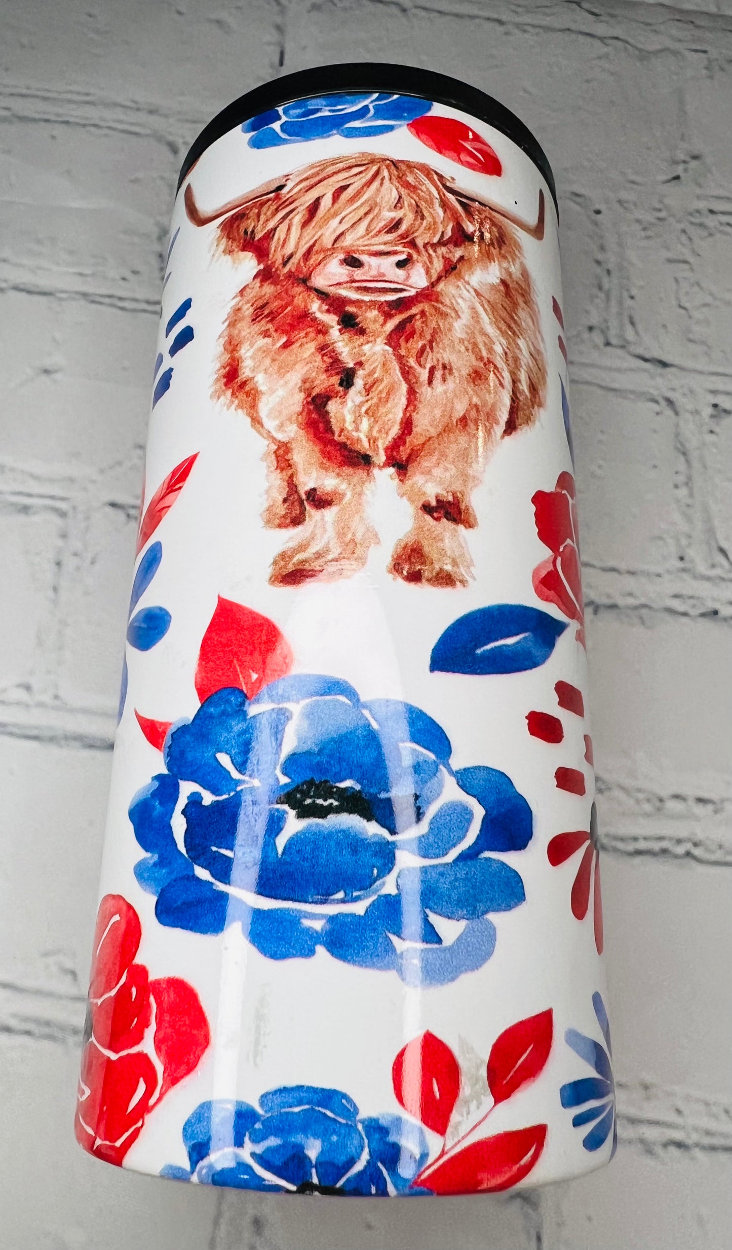 Highland Cow Slim Can Insulator