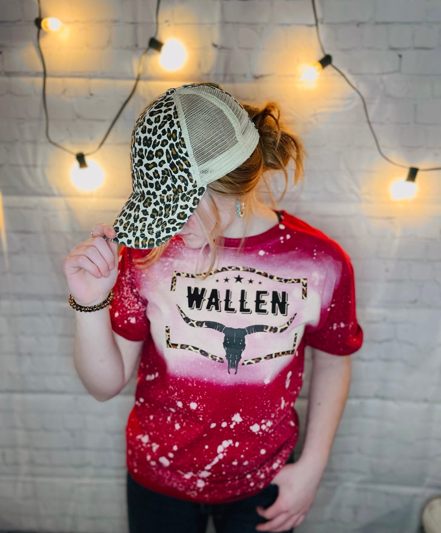 Red Bleached Wallen Tee